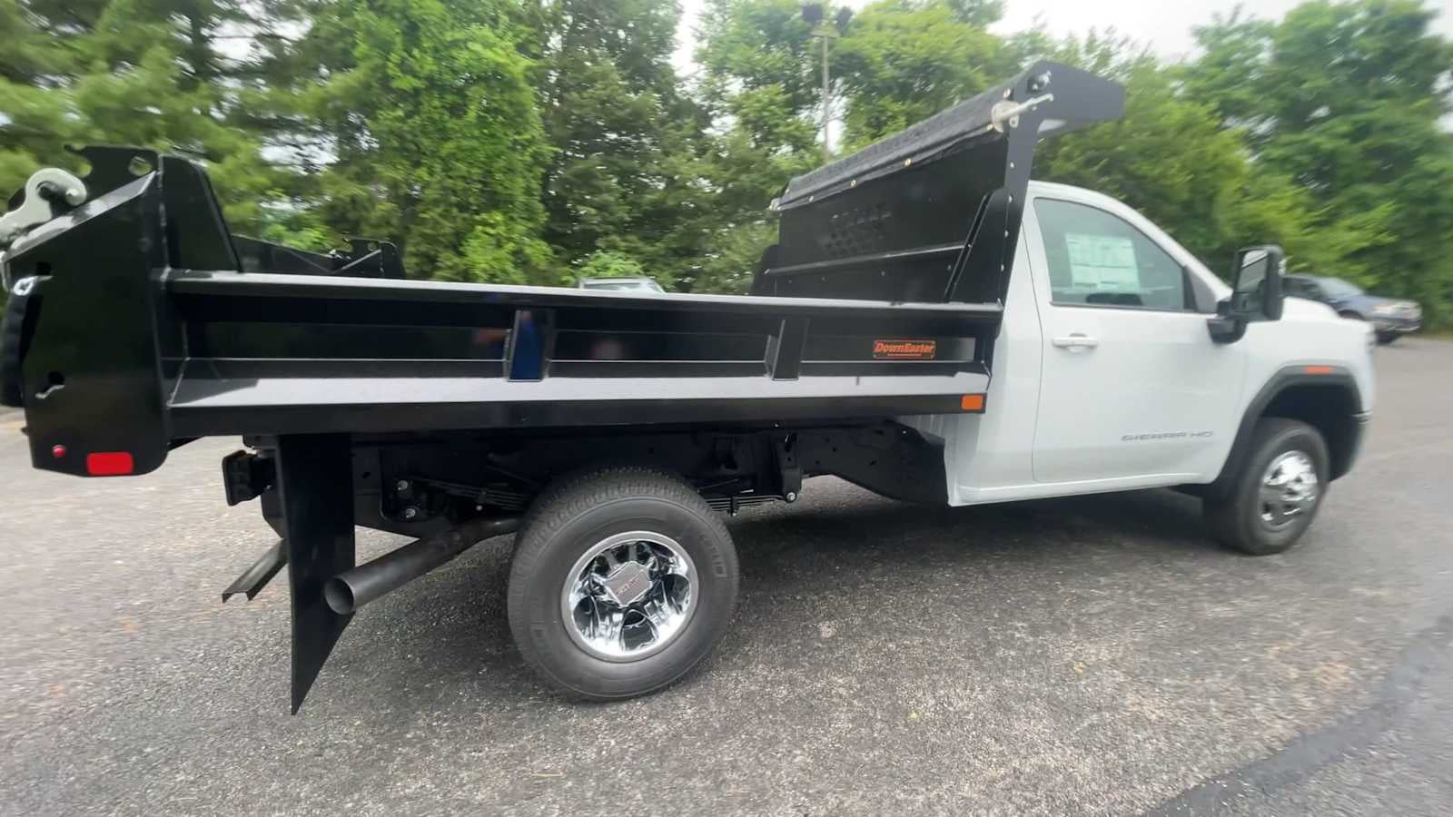 2026 GMC Sierra 3500 HD Chassis Cab SLE