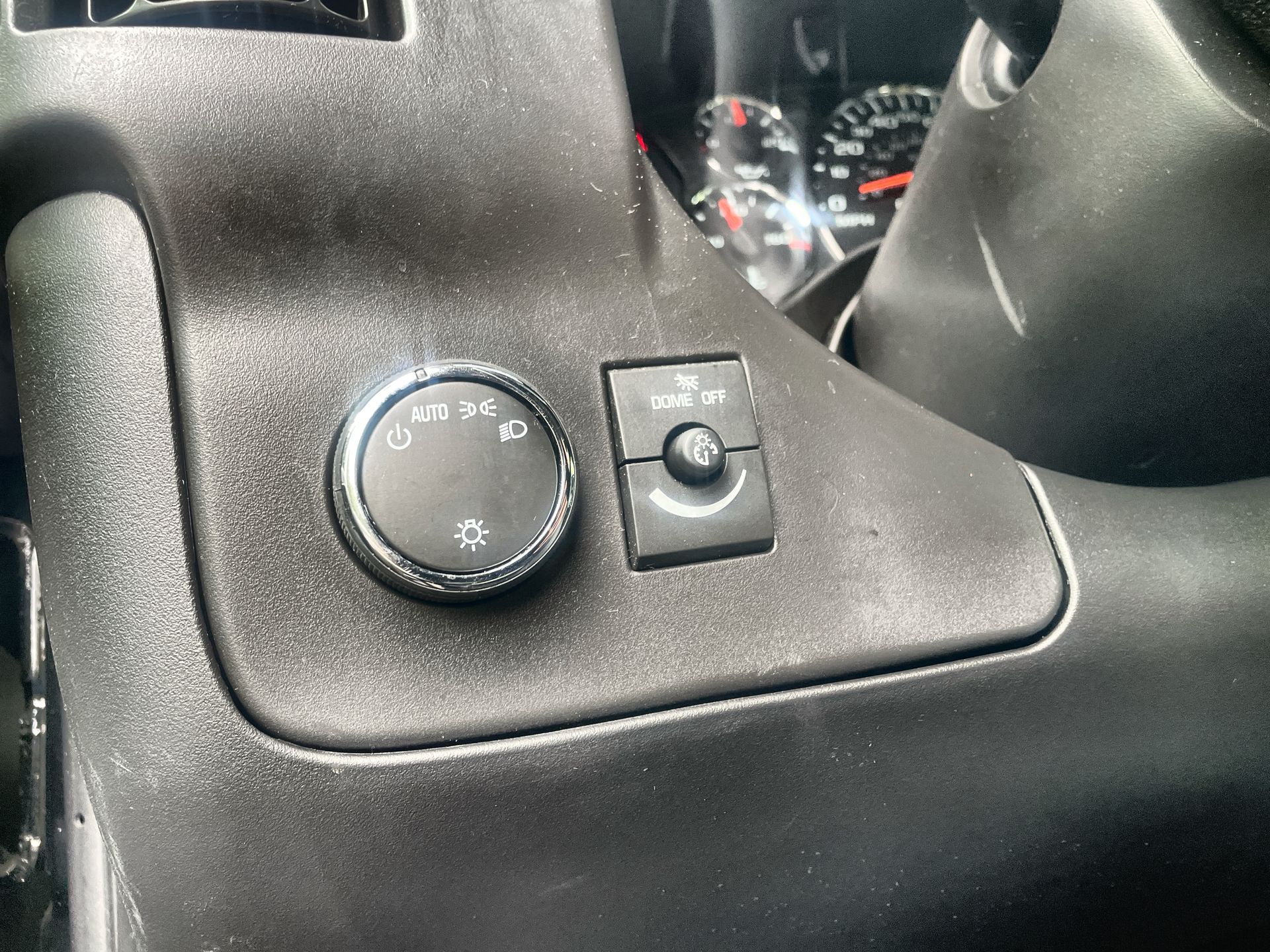 2026 GMC Savana Passenger LS