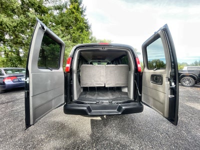 2026 GMC Savana Passenger LS