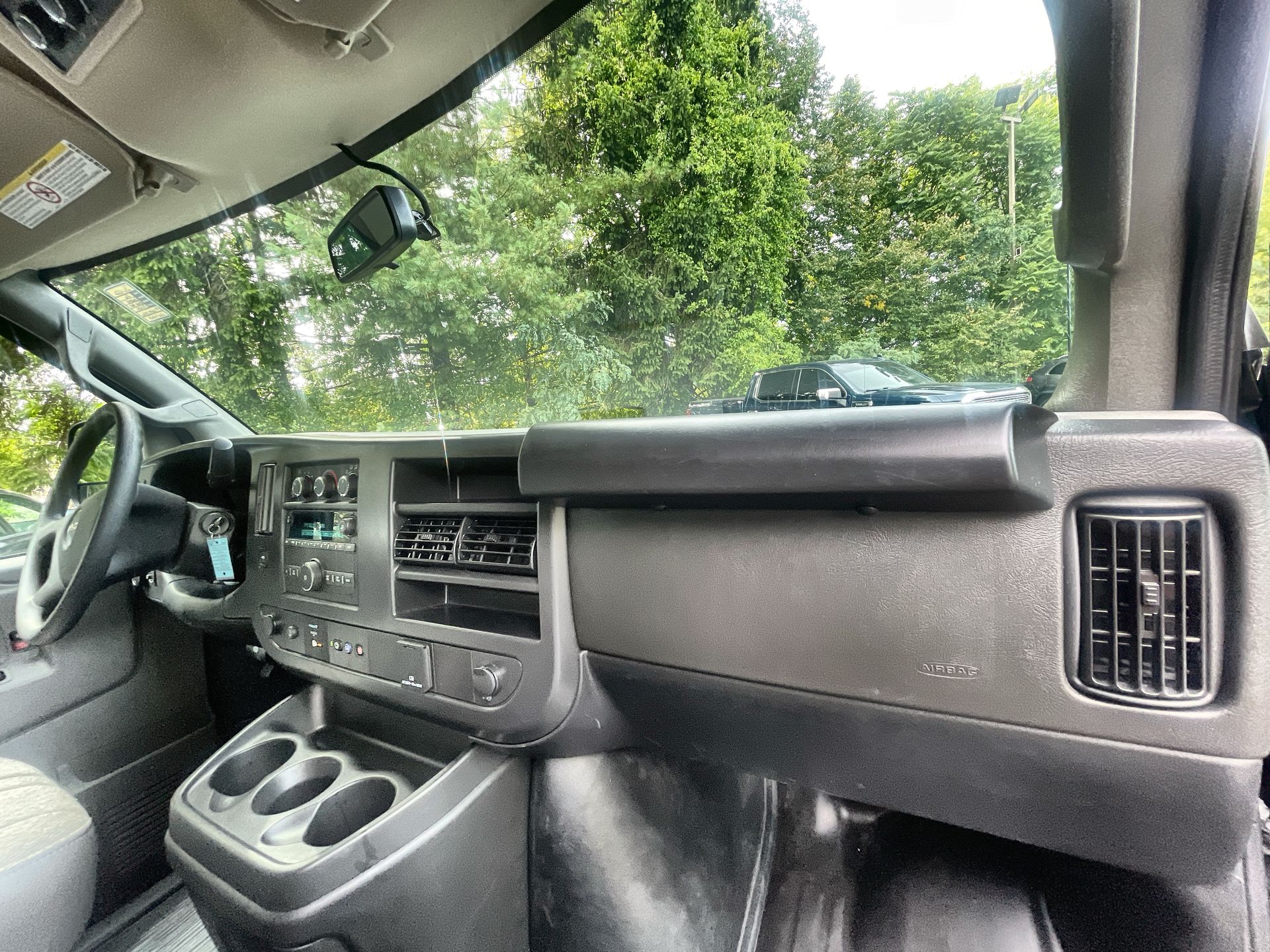 2026 GMC Savana Passenger LS