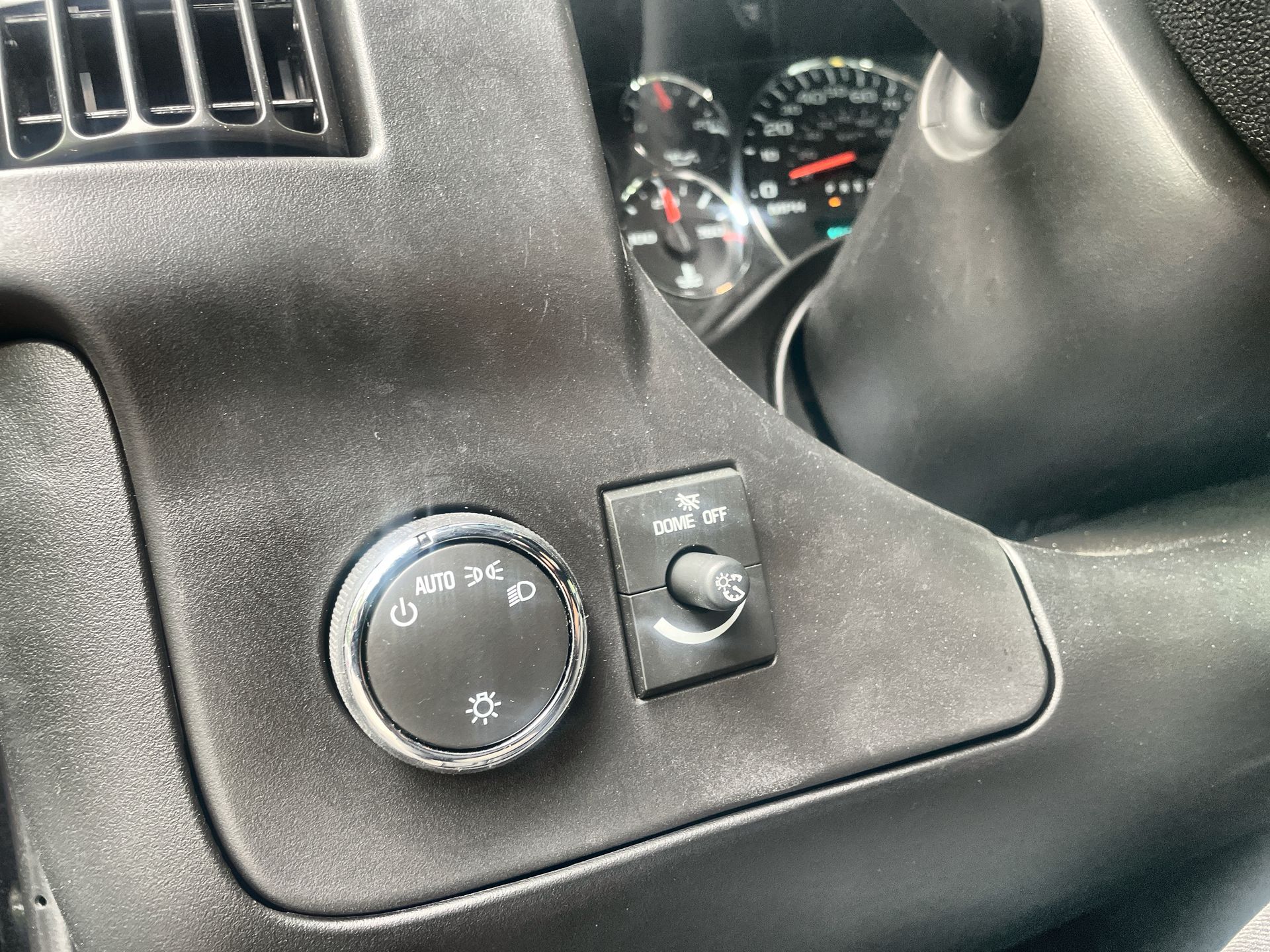 2026 GMC Savana Passenger LS