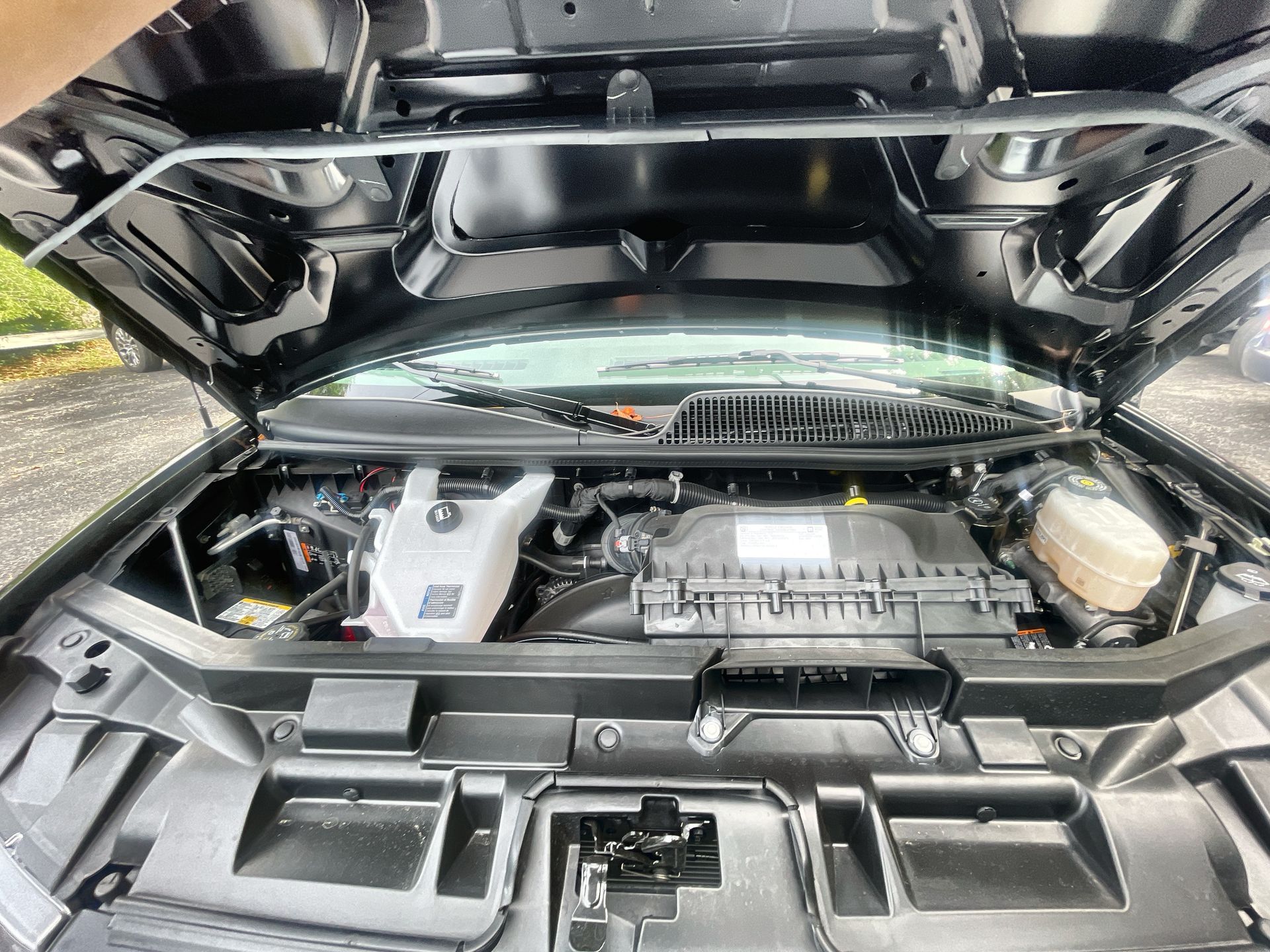 2026 GMC Savana Passenger LS