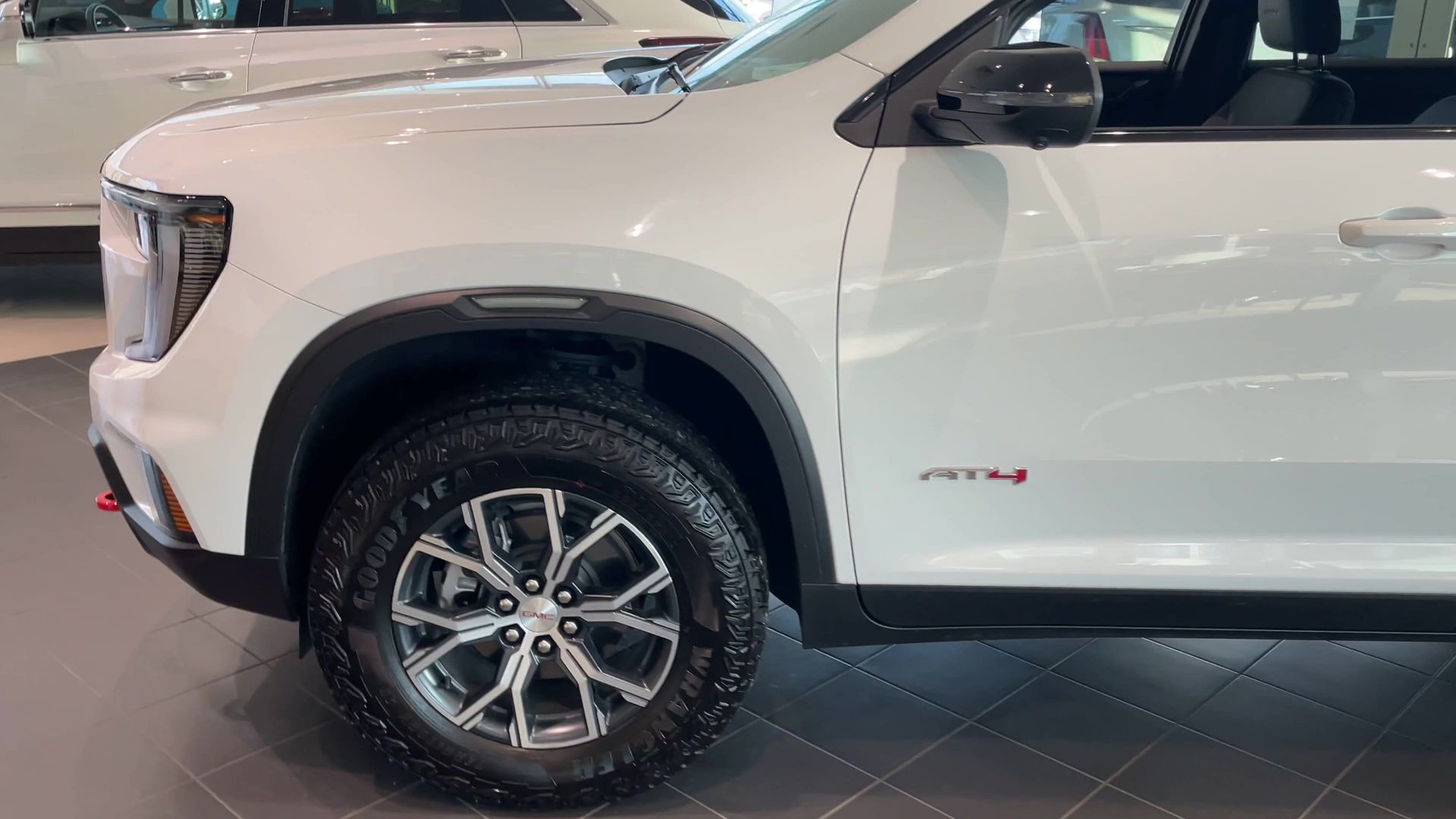 2025 GMC Acadia AT4
