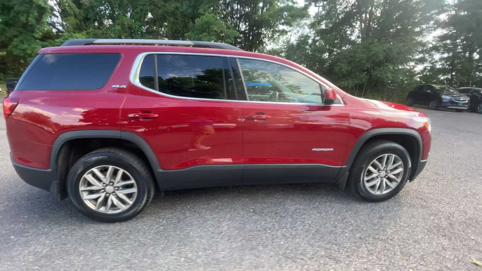 2019 GMC Acadia SLE