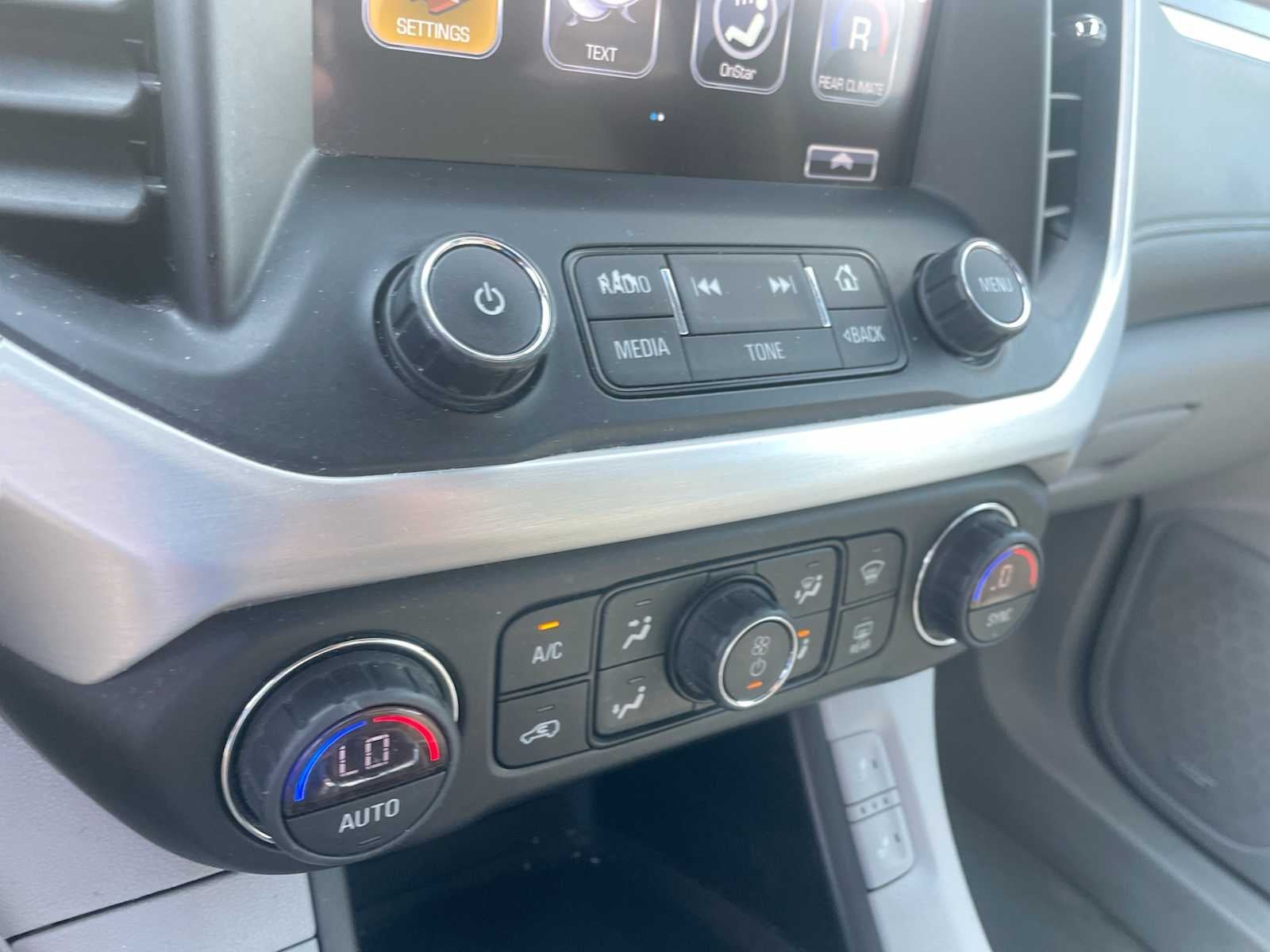 2019 GMC Acadia SLE