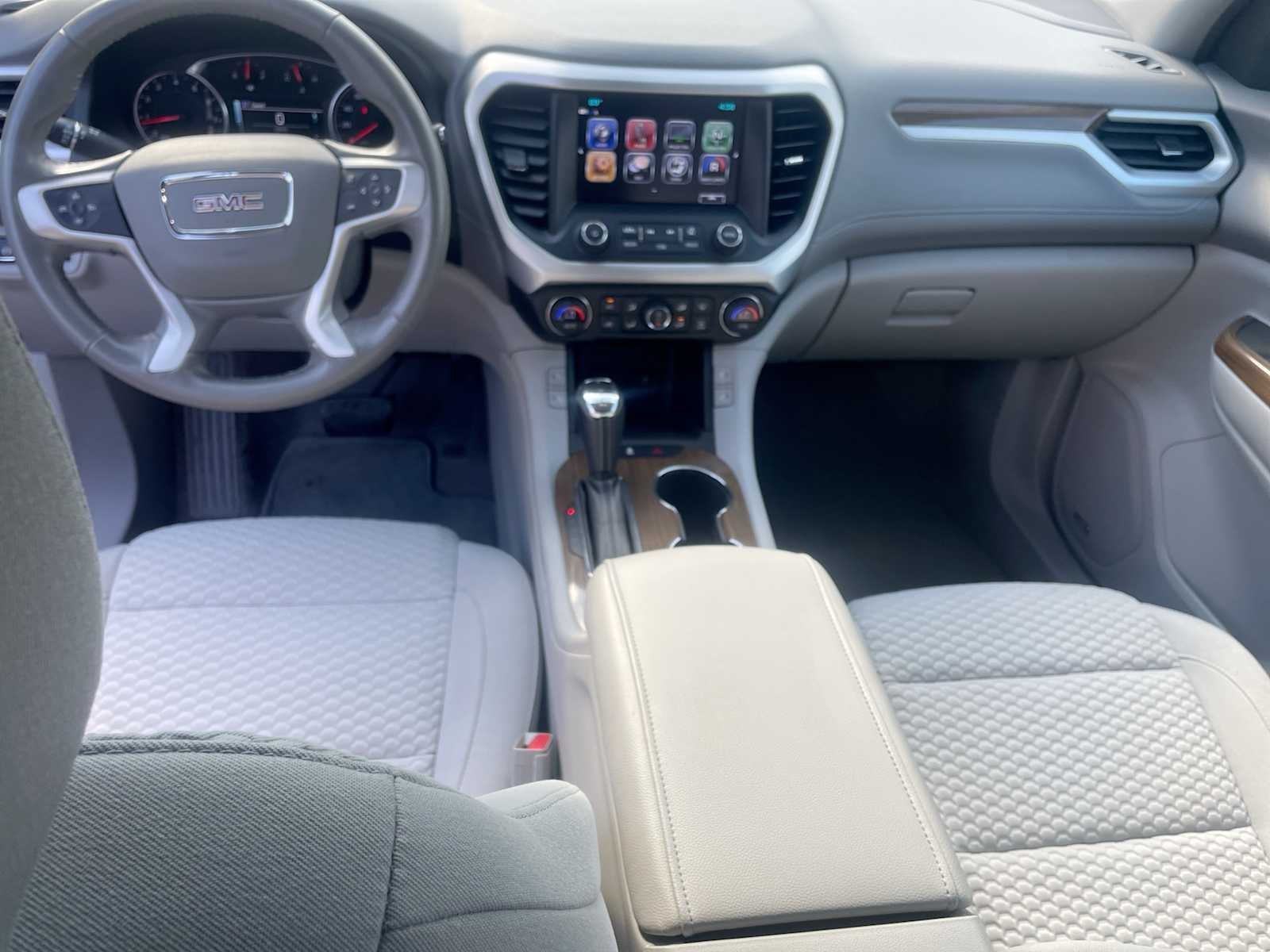 2019 GMC Acadia SLE