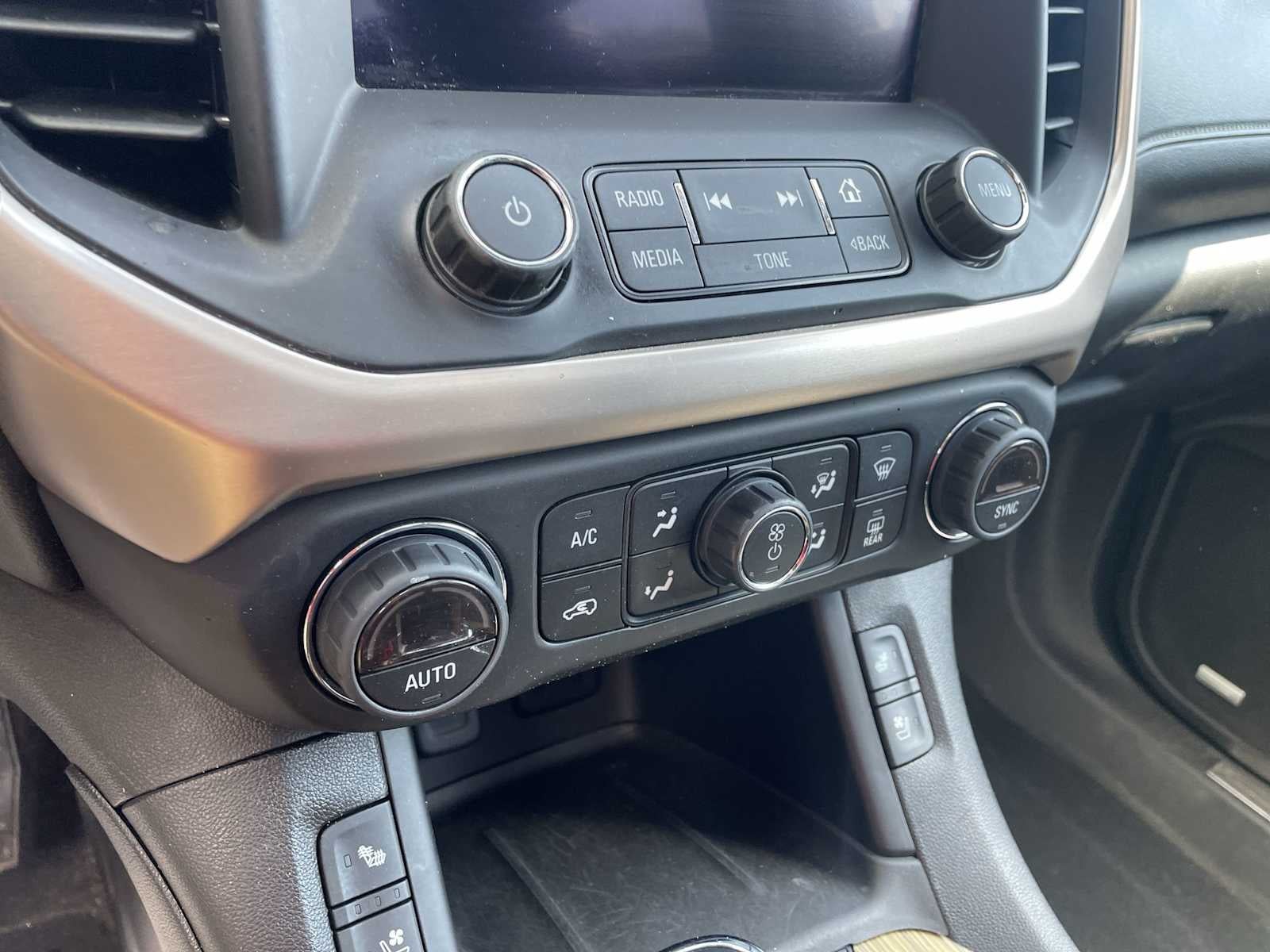 2017 GMC Acadia Denali