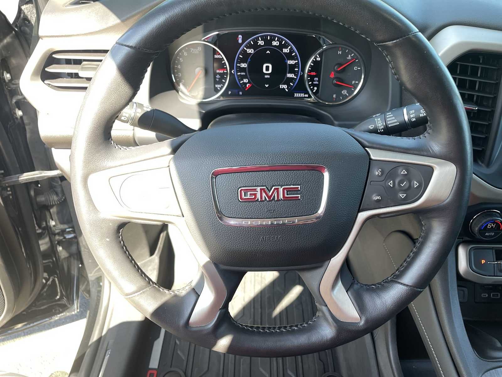 2022 GMC Acadia Denali