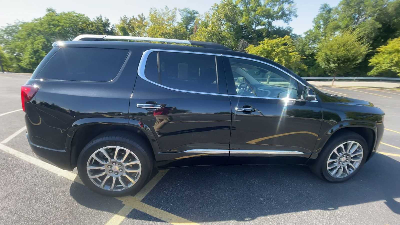 2022 GMC Acadia Denali