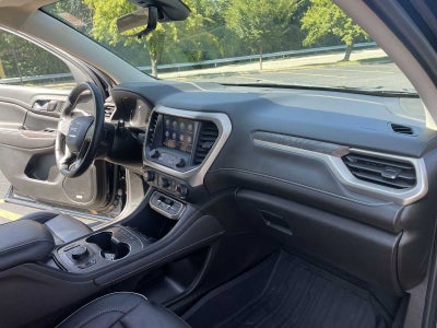 2022 GMC Acadia Denali