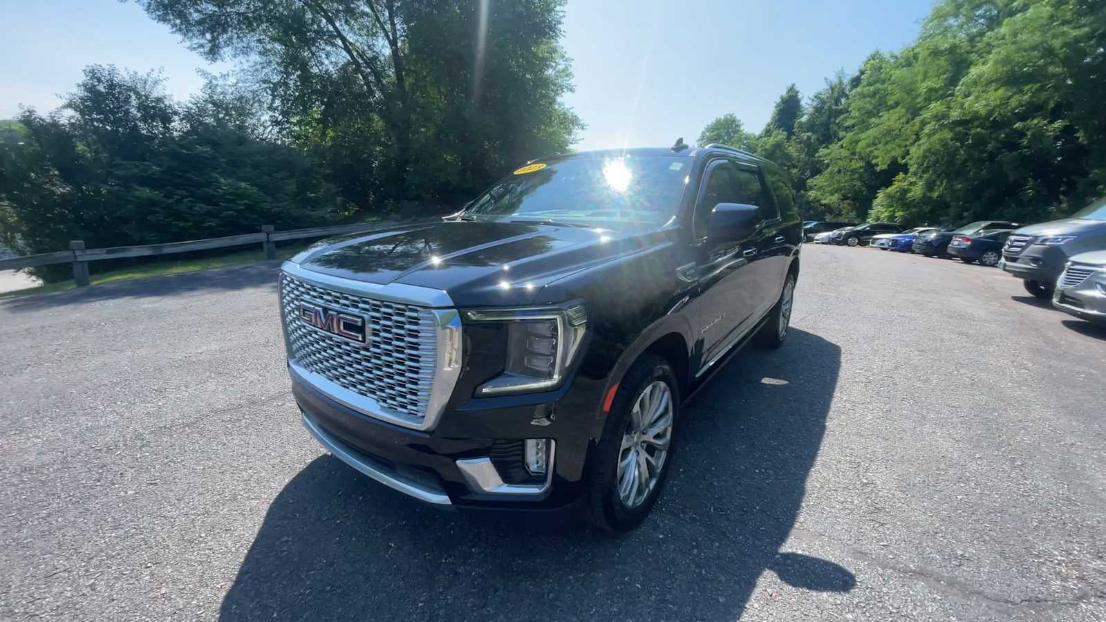 2023 GMC Yukon XL Denali