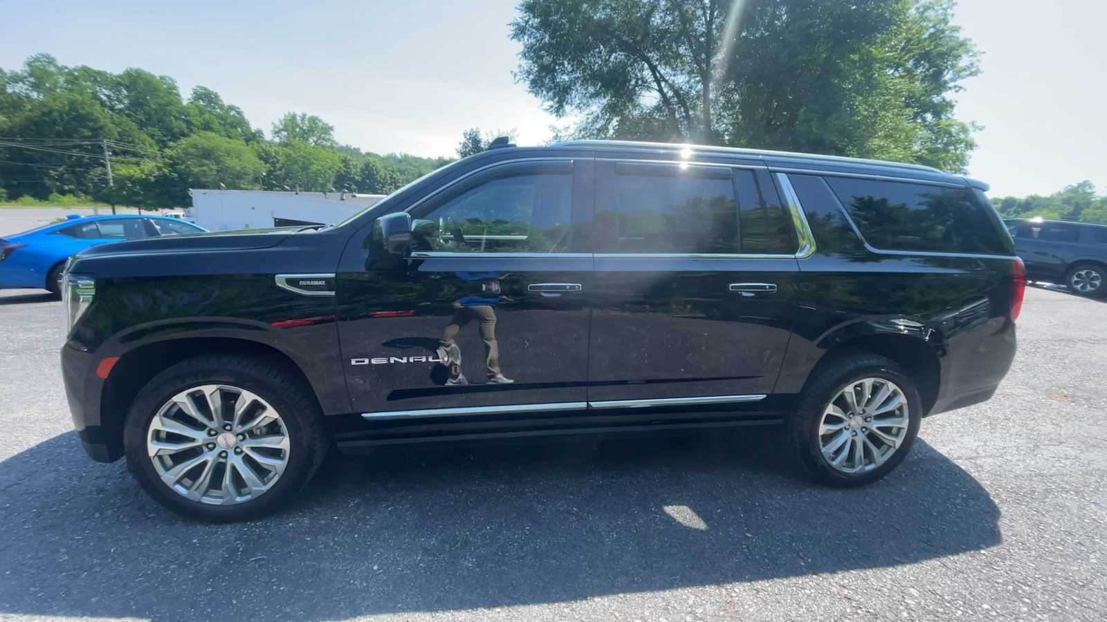 2023 GMC Yukon XL Denali