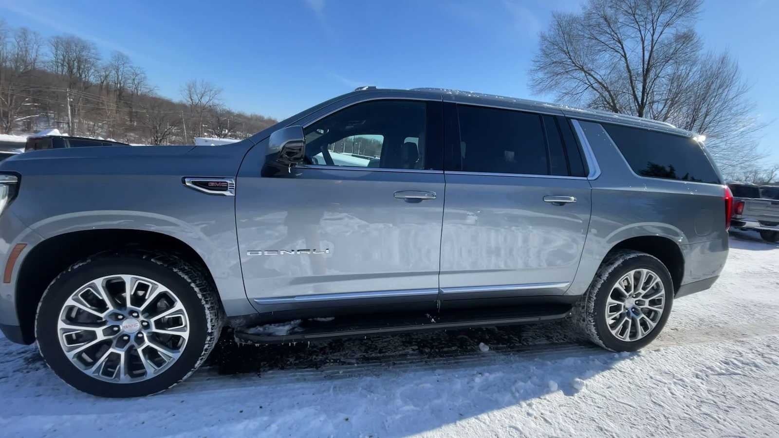 2025 GMC Yukon XL Denali