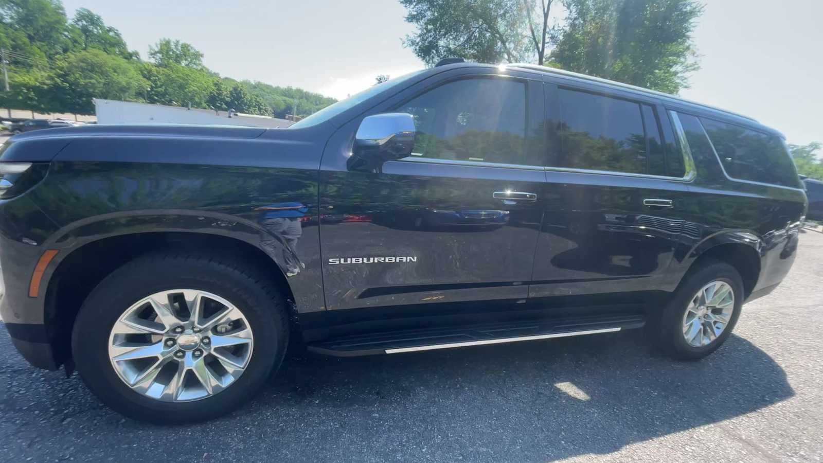 2025 Chevrolet Suburban Premier