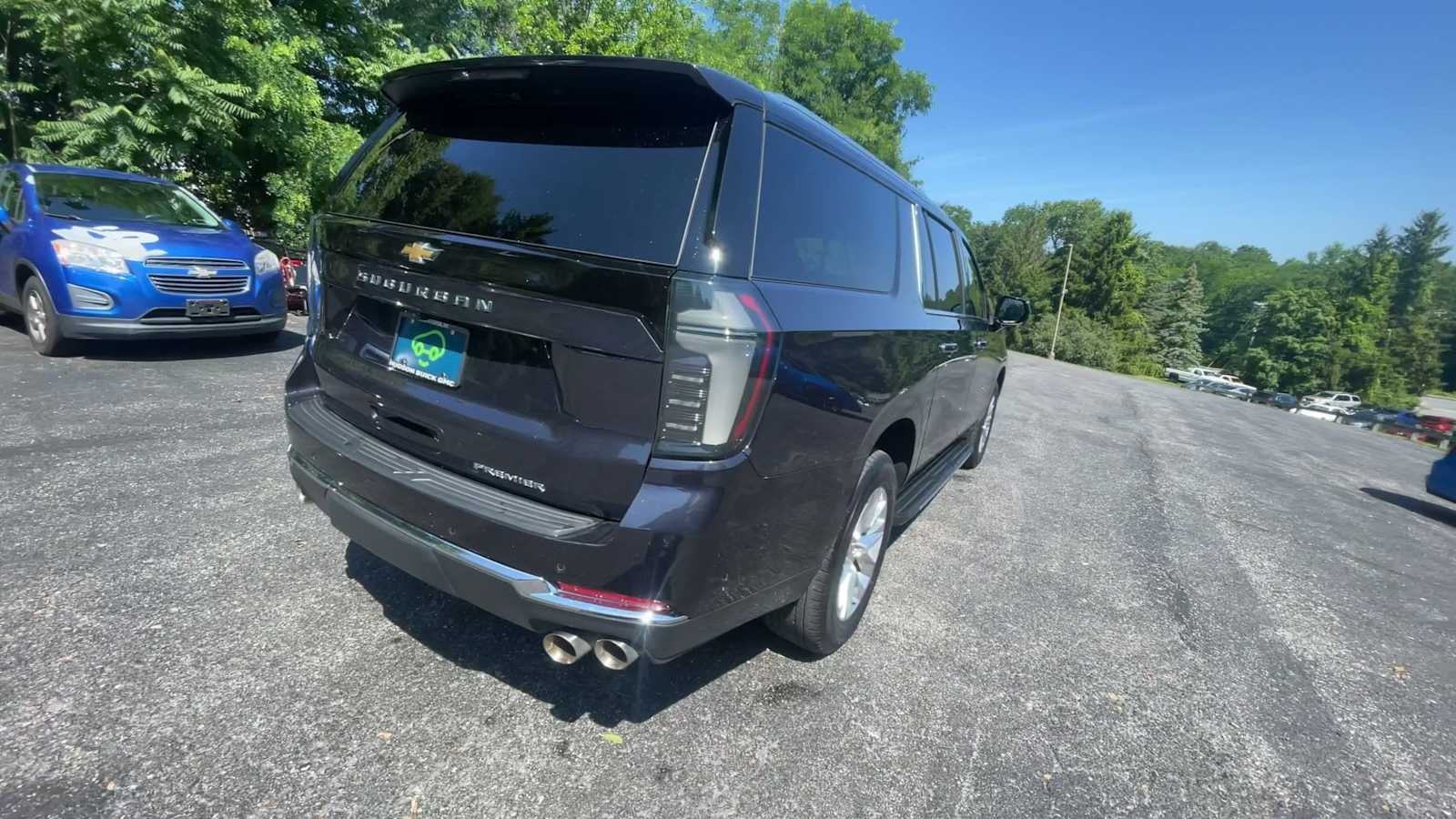 2025 Chevrolet Suburban Premier