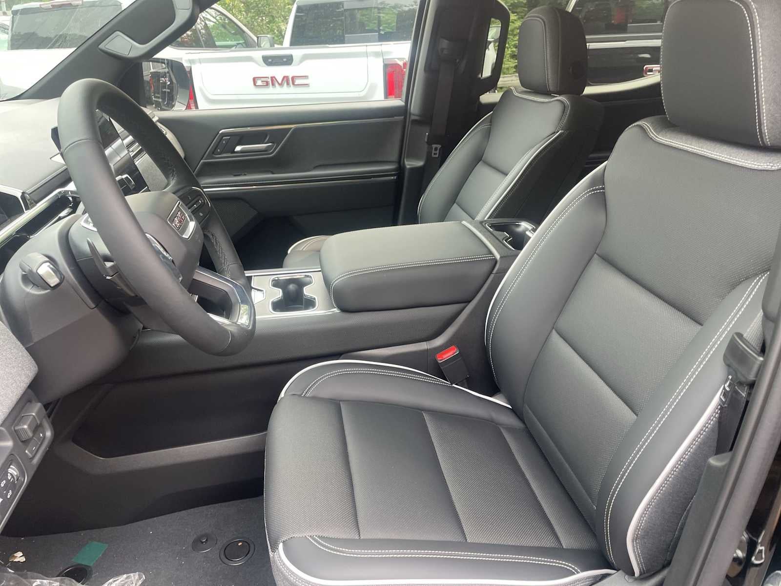 2026 GMC Sierra EV Elevation - Photo 15