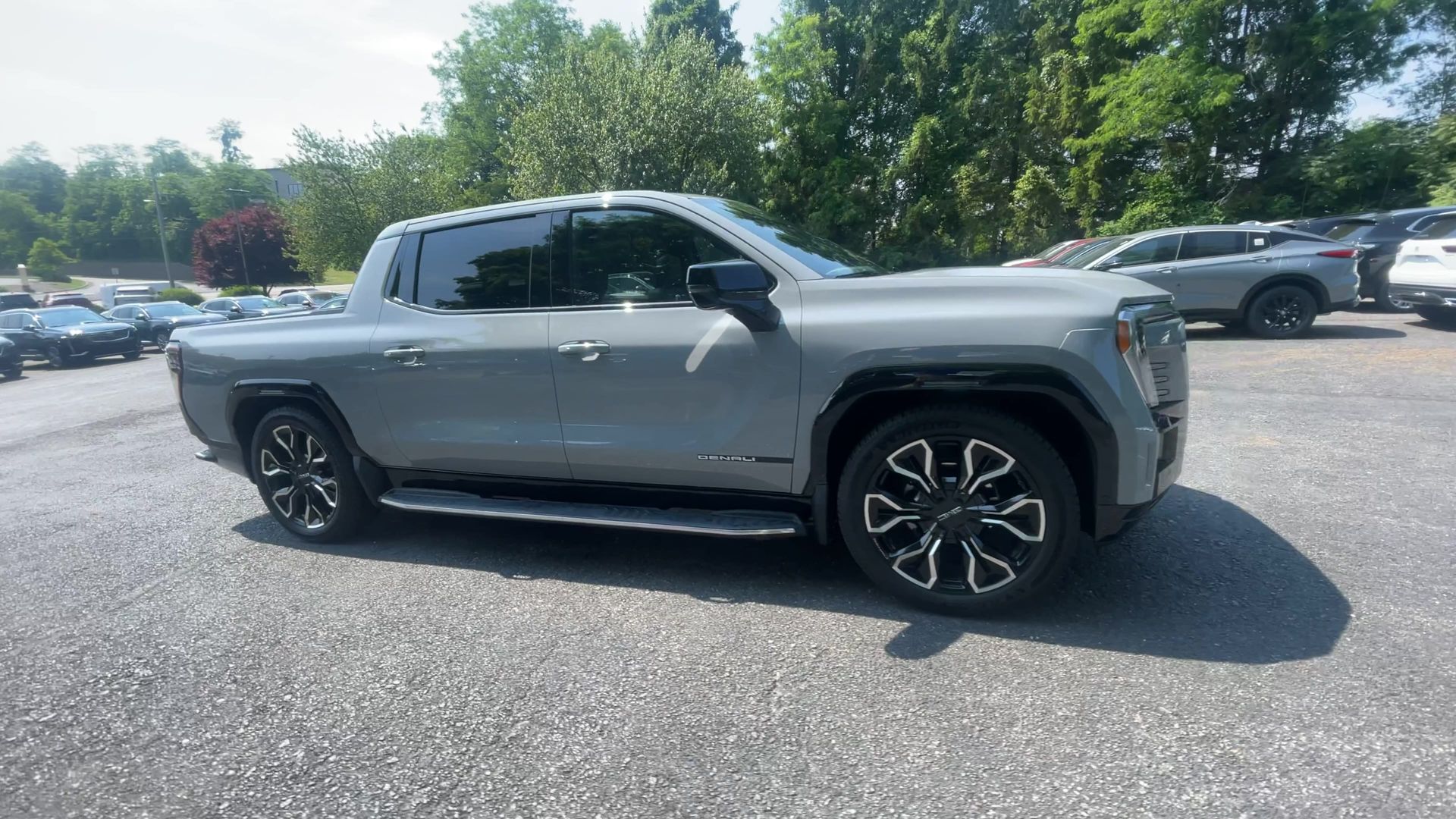 2024 GMC Sierra EV Denali Edition 1