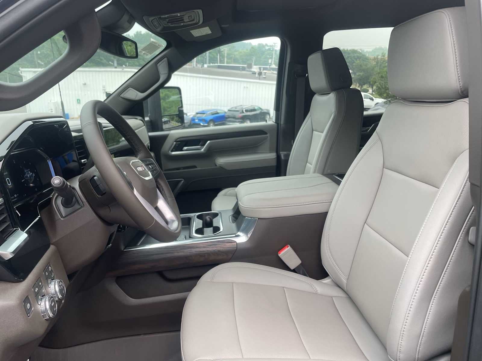 2026 GMC Sierra 3500 HD SLT