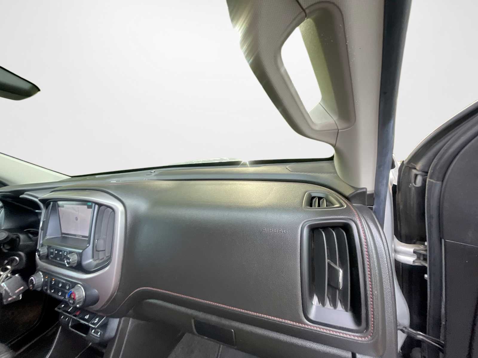 2017 GMC Canyon SLE - Photo 26