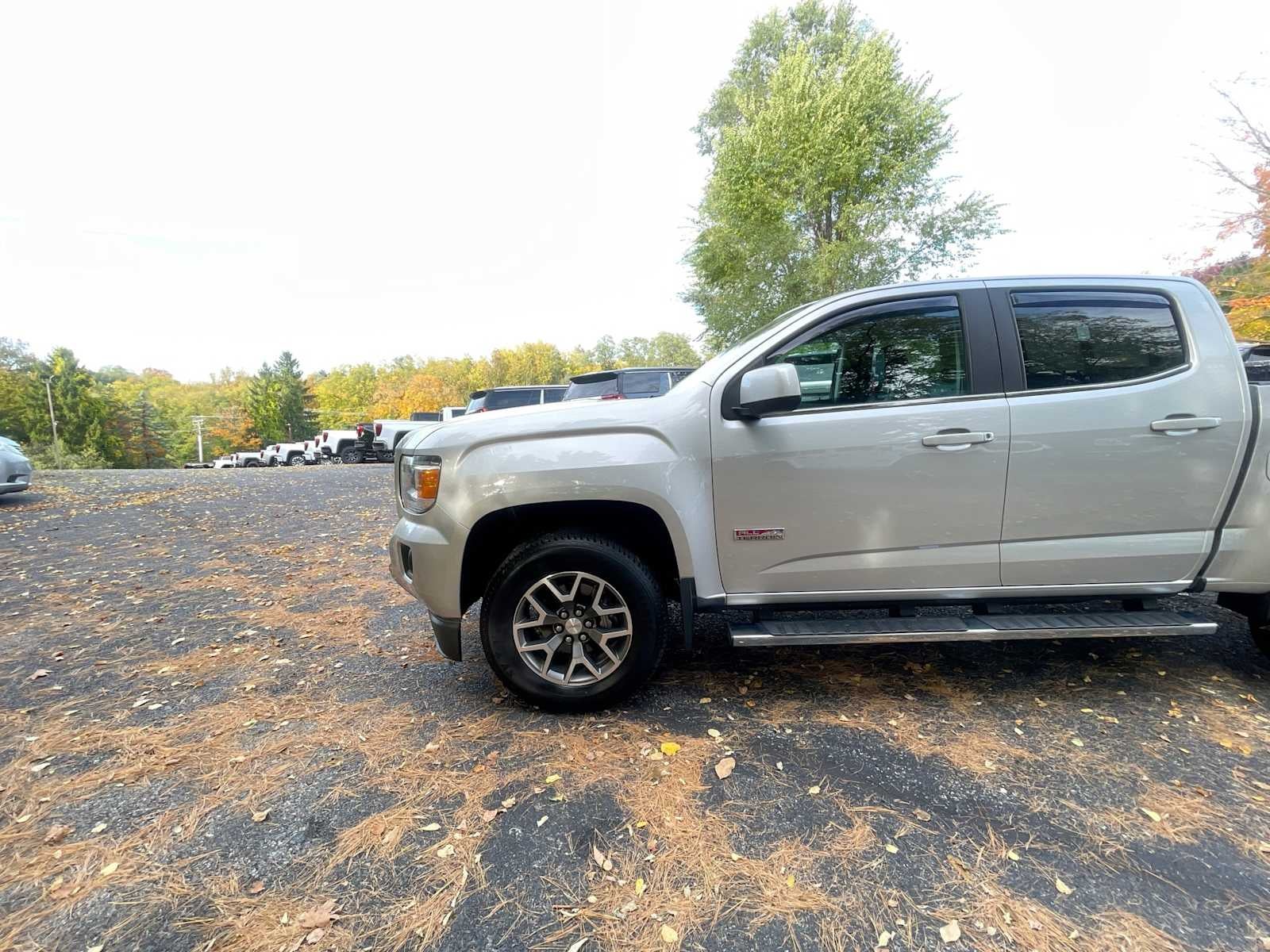 2017 GMC Canyon SLE - Photo 30