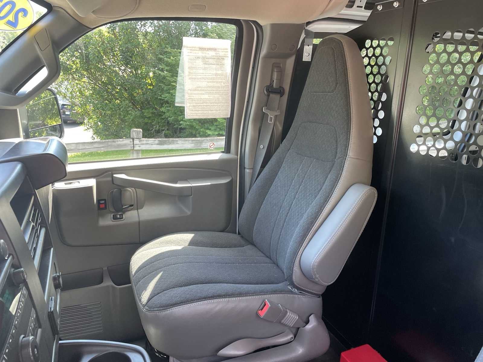 2024 GMC Savana Cargo 2500 Work Van