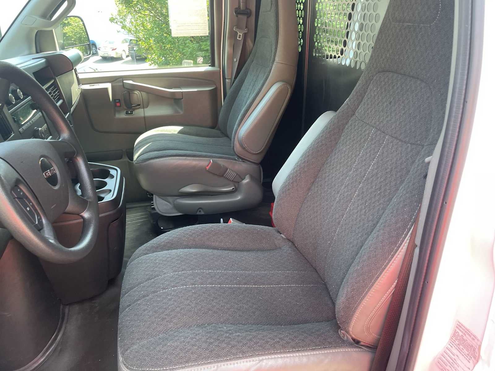 2024 GMC Savana Cargo 2500 Work Van