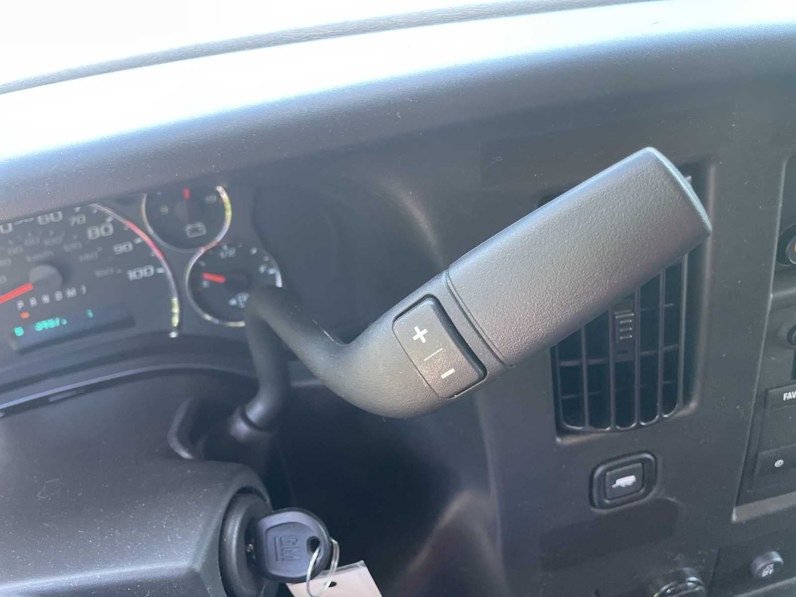 2024 GMC Savana Cargo 2500 Work Van