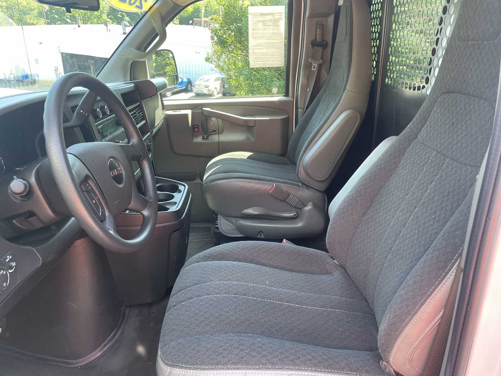 2024 GMC Savana Cargo 2500 Work Van