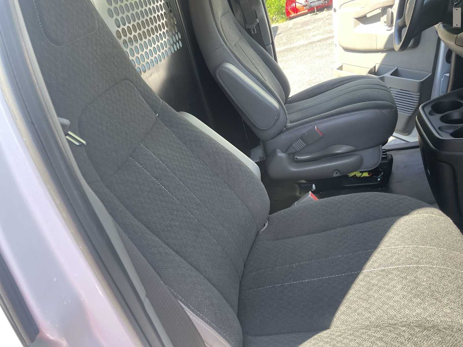 2024 GMC Savana Cargo 2500 Work Van