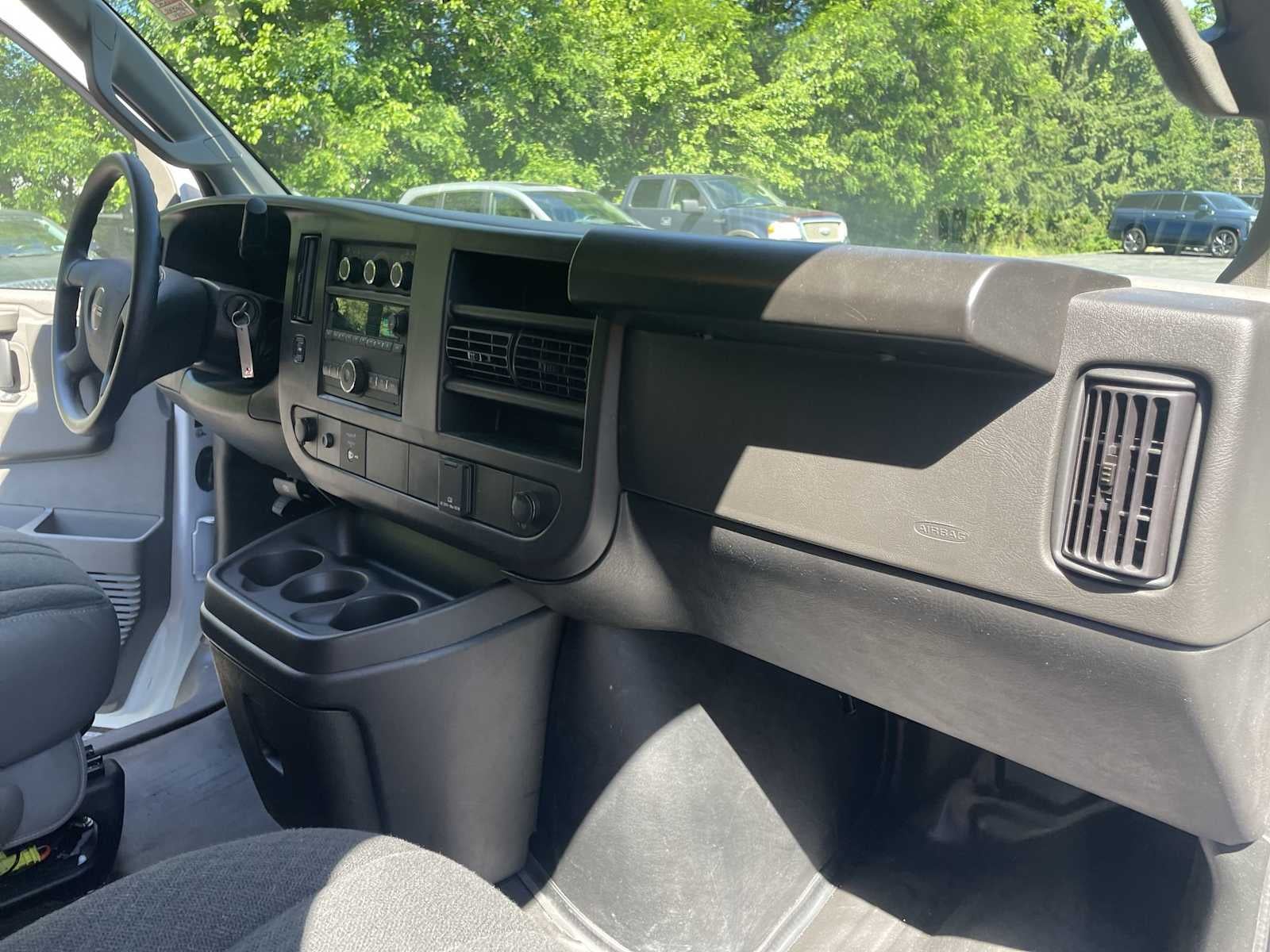 2024 GMC Savana Cargo 2500 Work Van