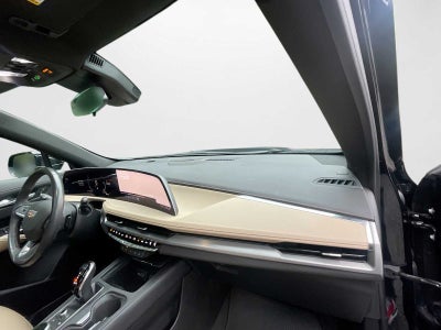 2024 Cadillac XT4 Luxury