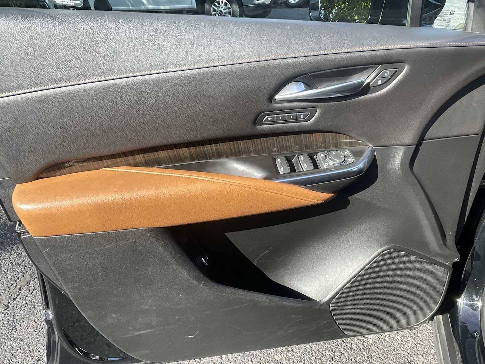 2021 Cadillac XT4 Premium Luxury