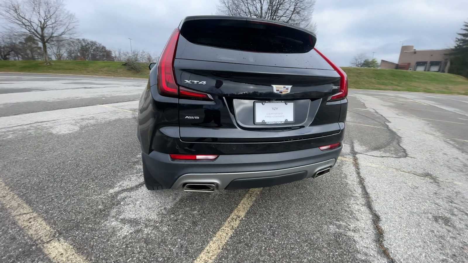 2021 Cadillac XT4 Premium Luxury