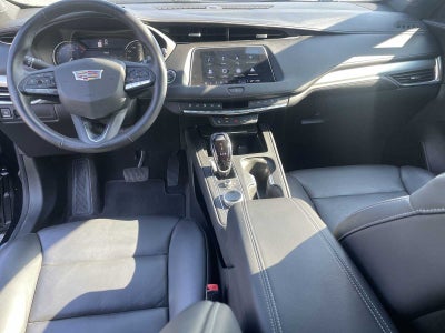 2023 Cadillac XT4 Premium Luxury