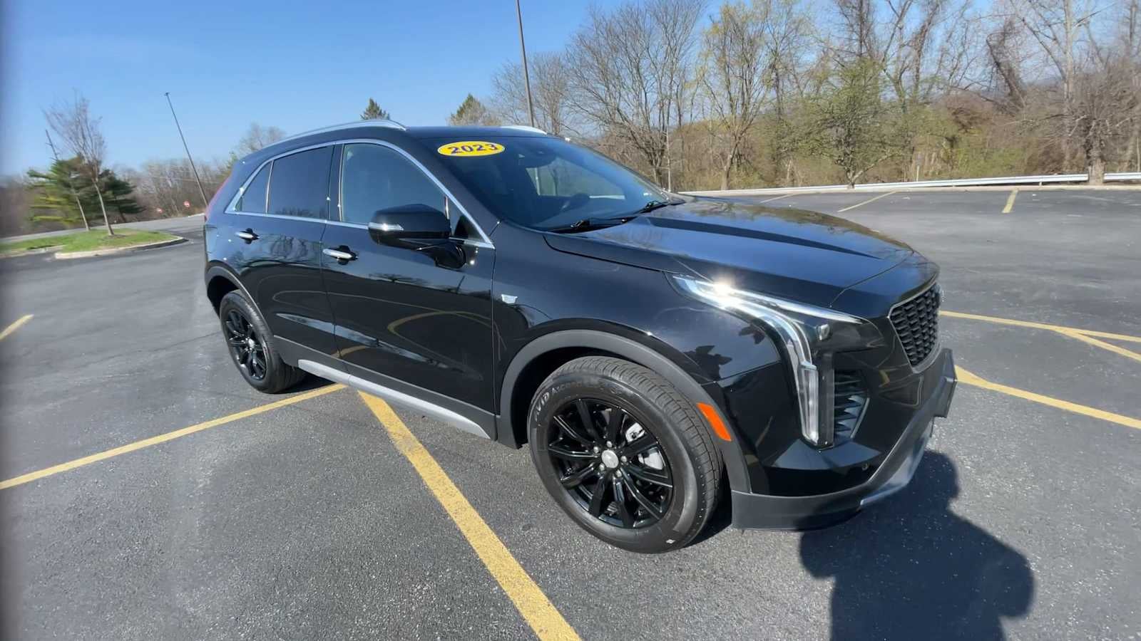 2023 Cadillac XT4 Premium Luxury