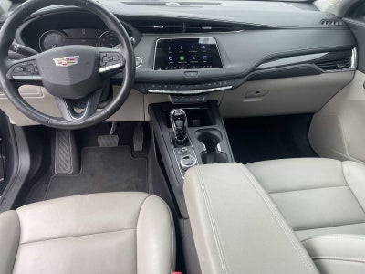 2023 Cadillac XT4 Premium Luxury