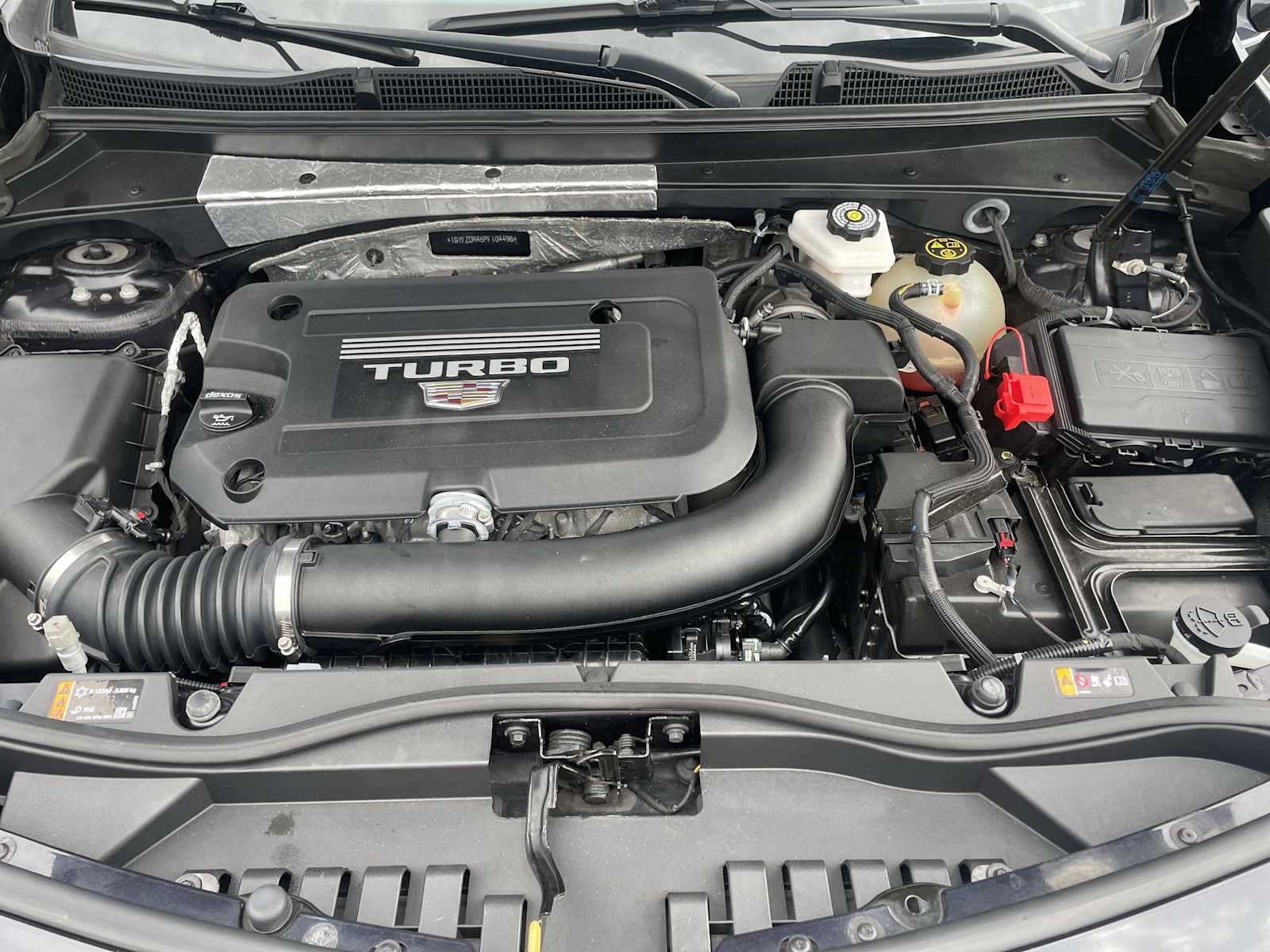 2023 Cadillac XT4 Premium Luxury