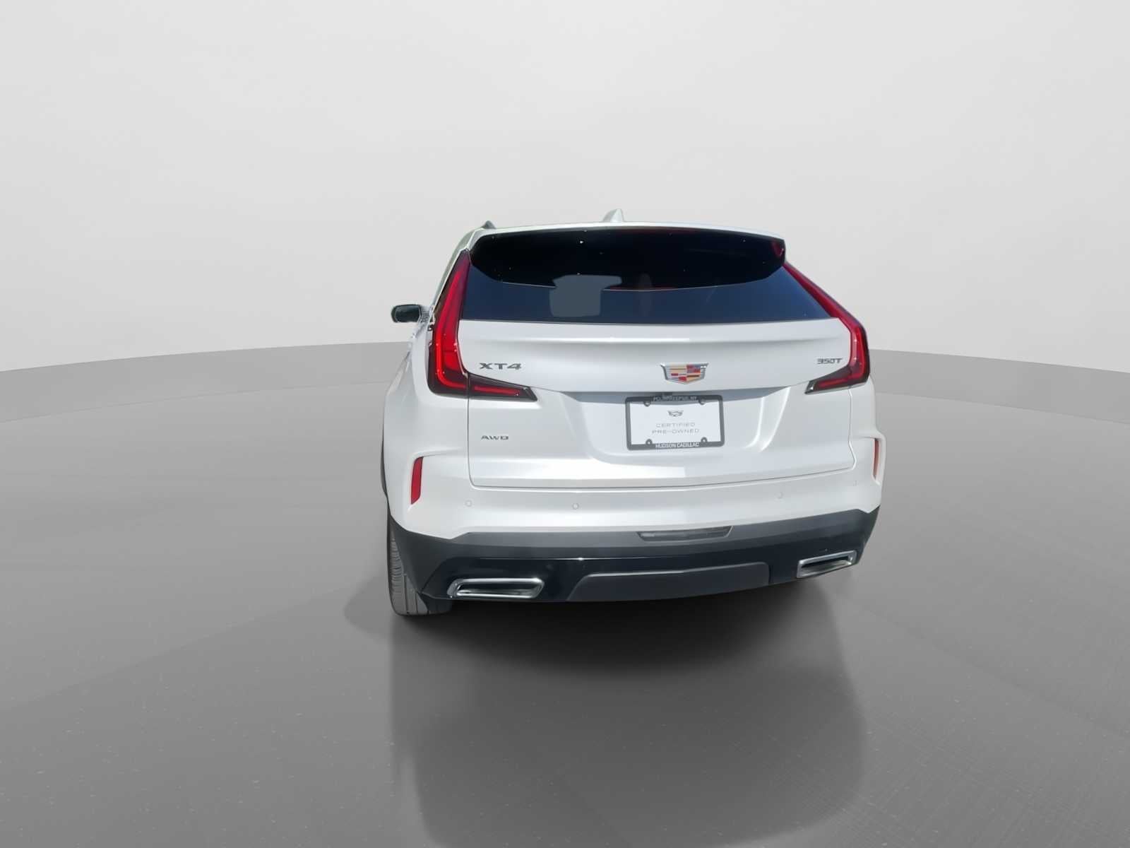 2024 Cadillac XT4 Premium Luxury