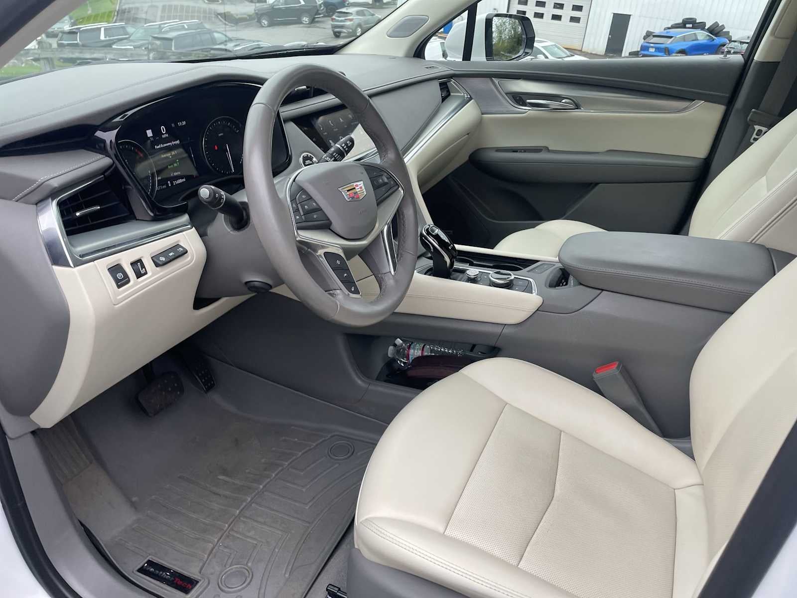 2022 Cadillac XT5 Premium Luxury