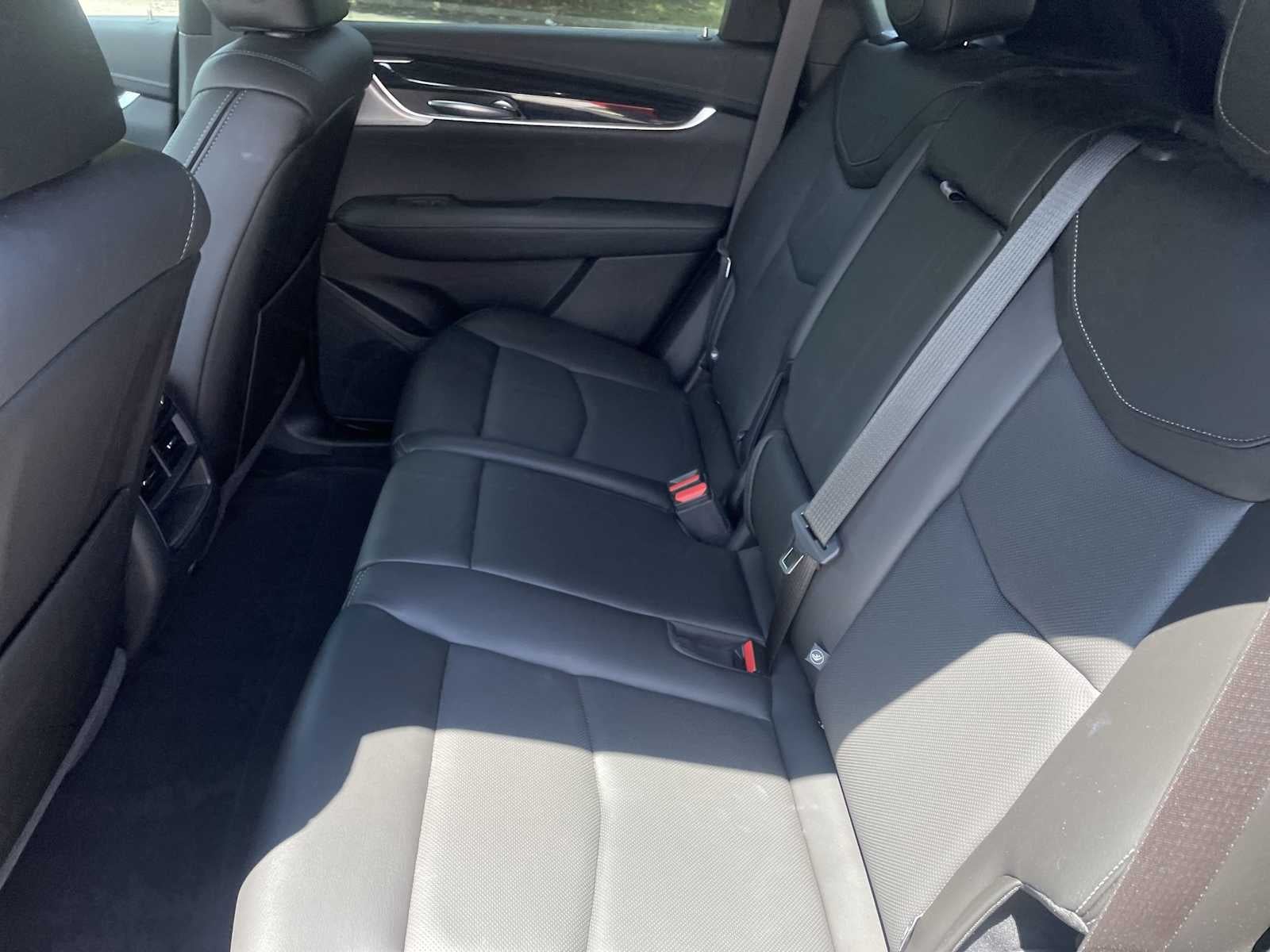 2022 Cadillac XT5 AWD Premium Luxury