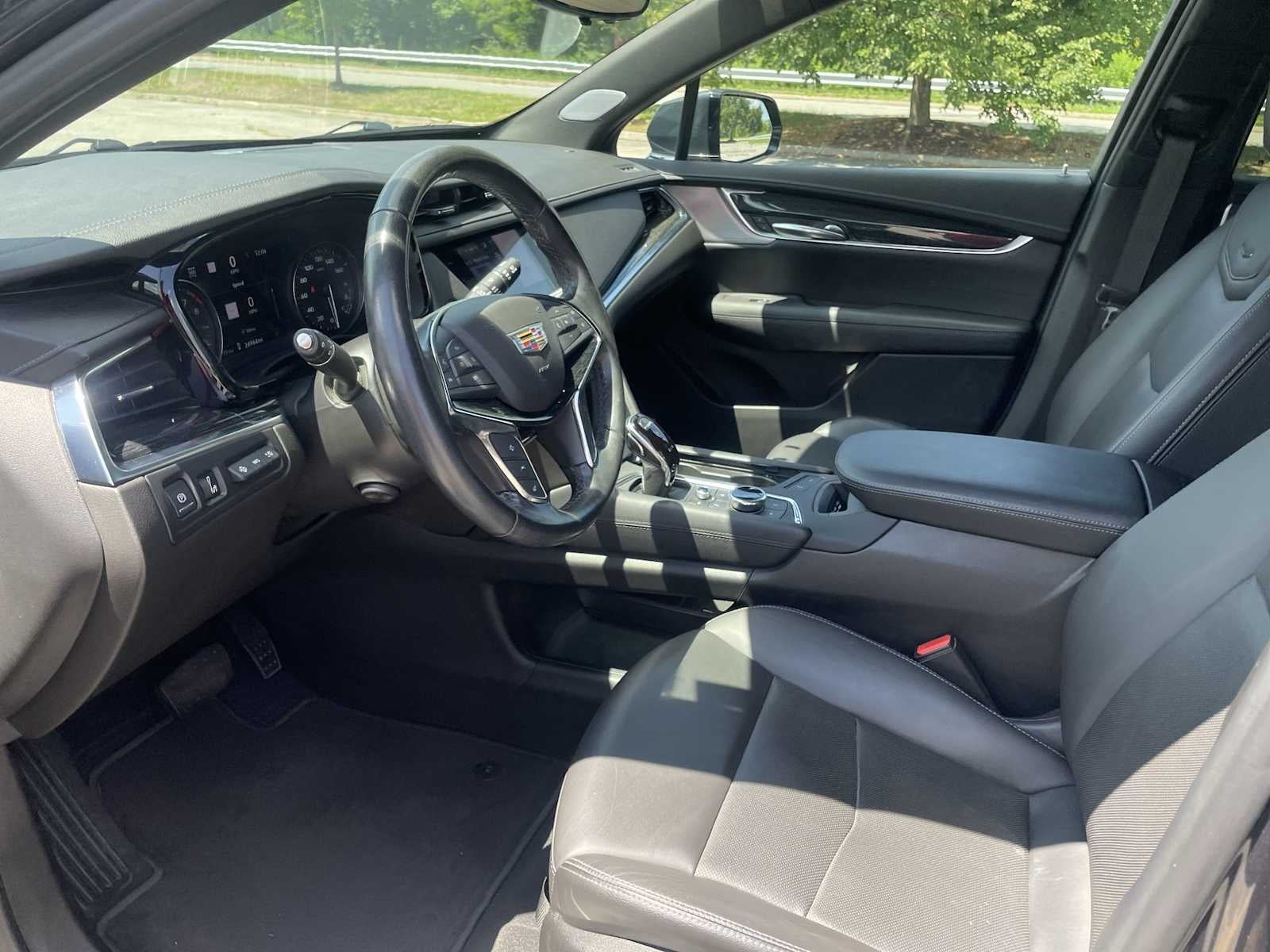 2022 Cadillac XT5 AWD Premium Luxury