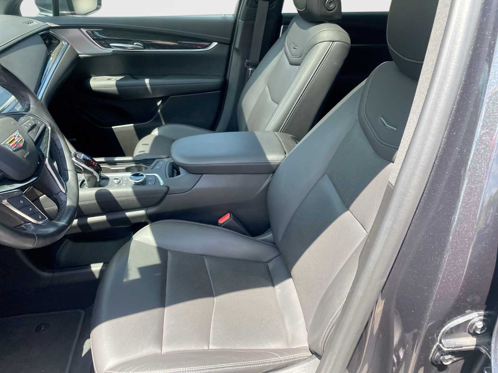 2022 Cadillac XT5 AWD Premium Luxury