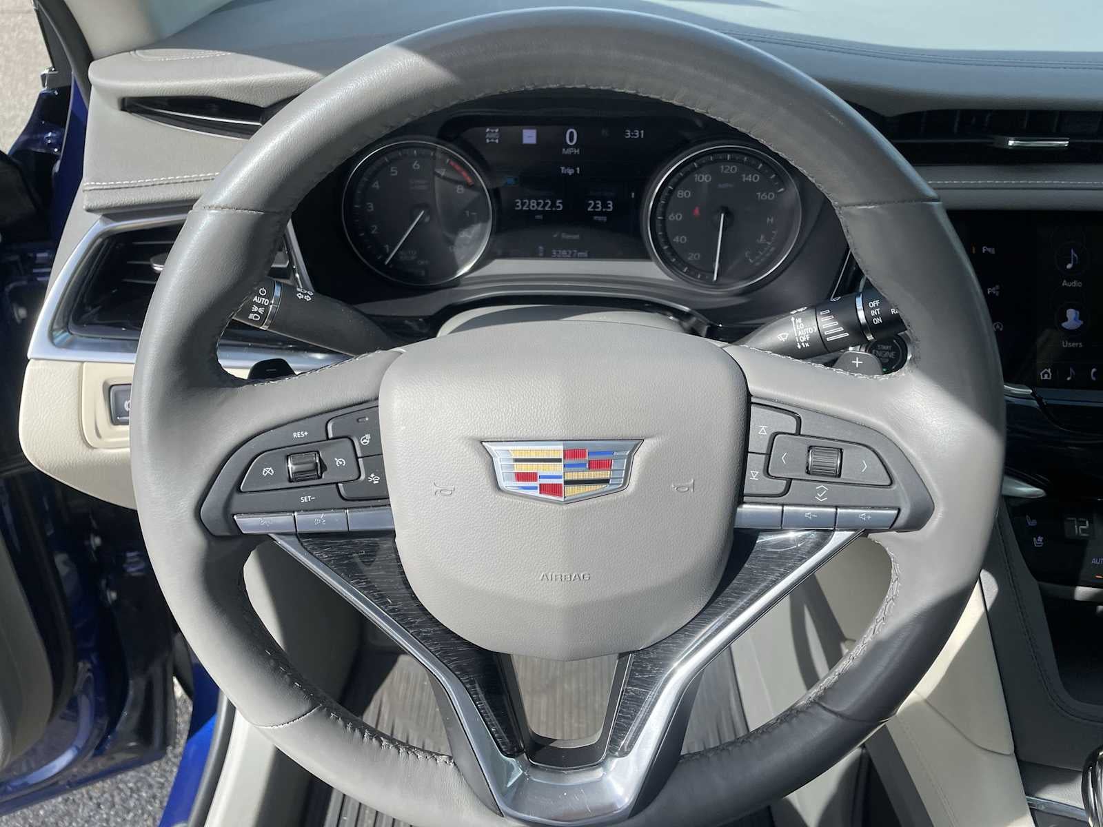 2023 Cadillac XT6 Premium Luxury