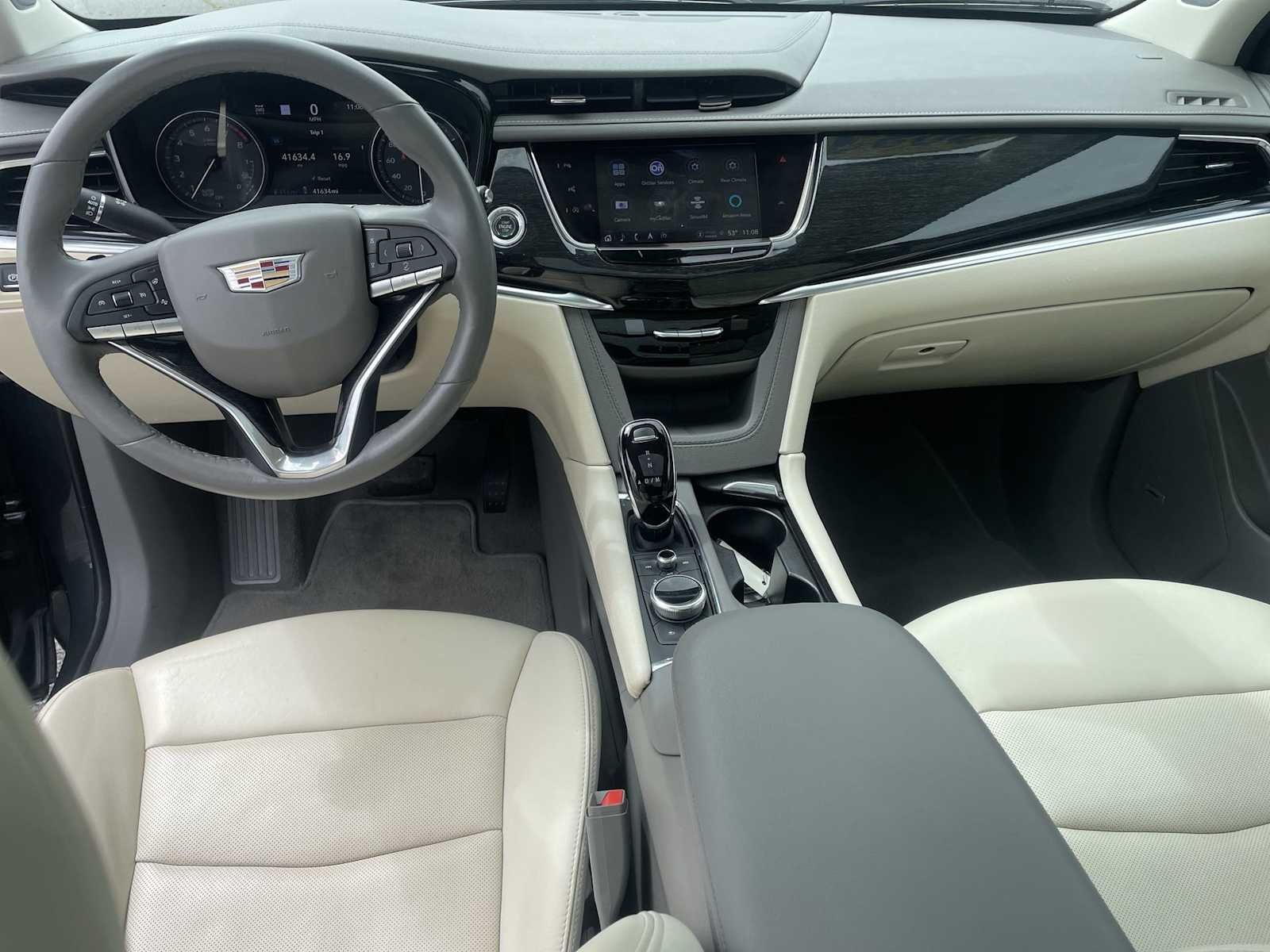 2023 Cadillac XT6 Premium Luxury