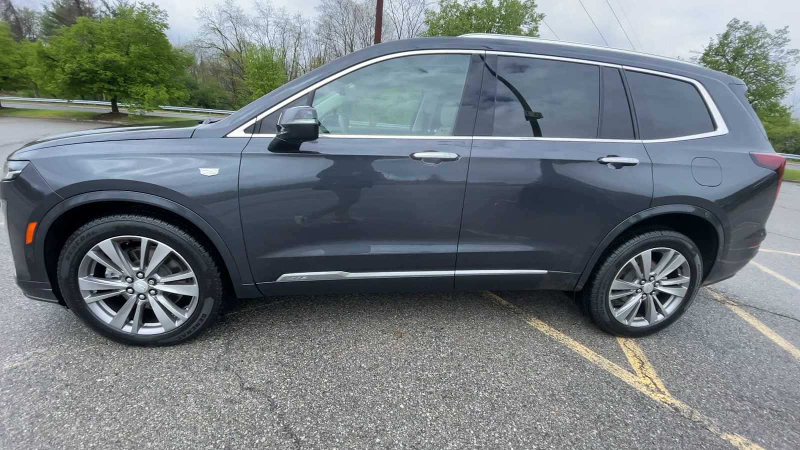 2023 Cadillac XT6 Premium Luxury