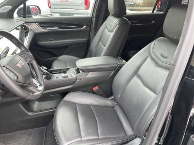 2025 Cadillac XT6 Premium Luxury