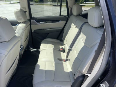 2022 Cadillac XT6 Premium Luxury