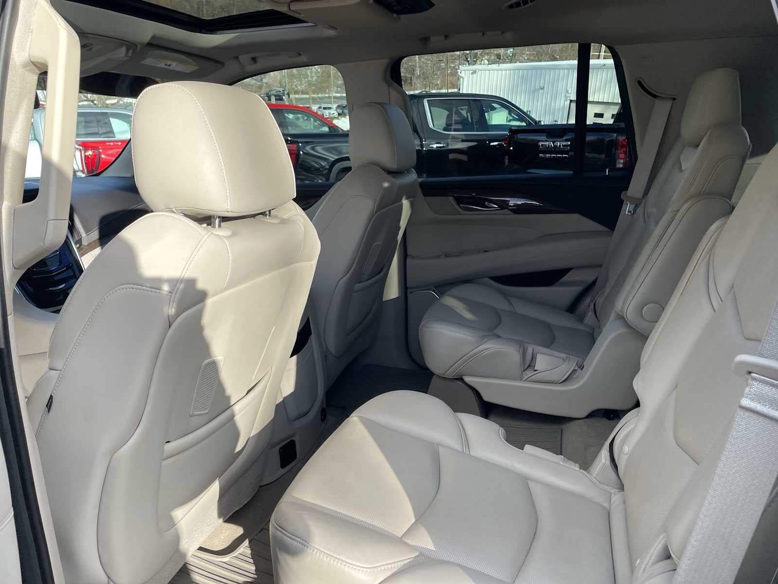 2020 Cadillac Escalade Premium Luxury