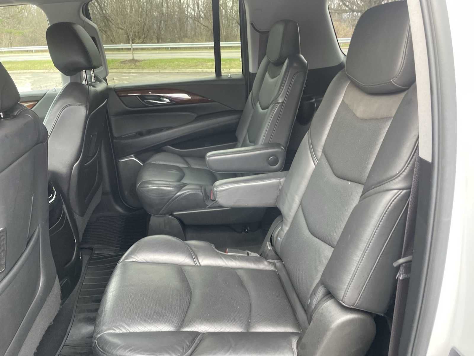 2017 Cadillac Escalade ESV Standard