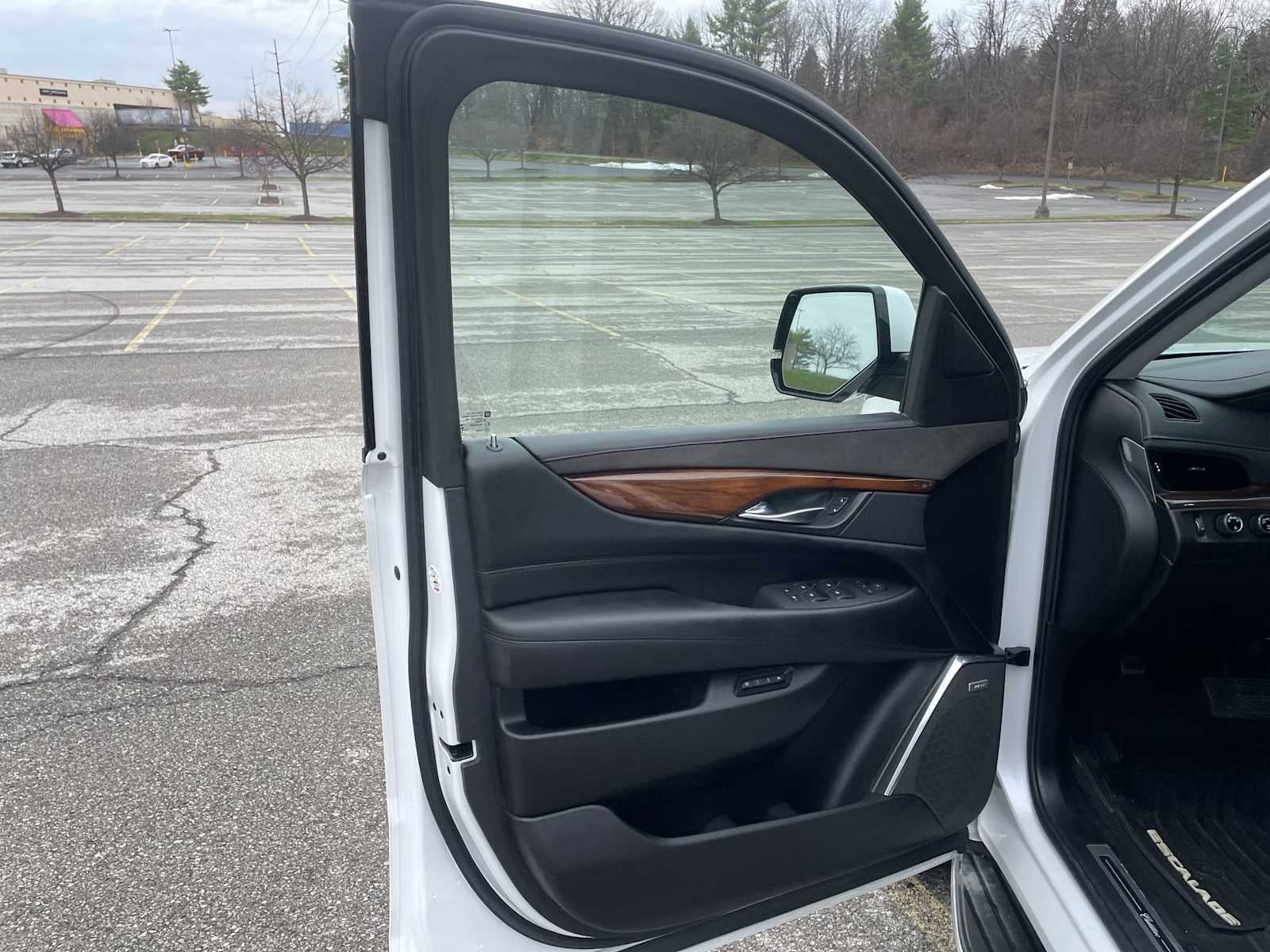 2017 Cadillac Escalade ESV Standard